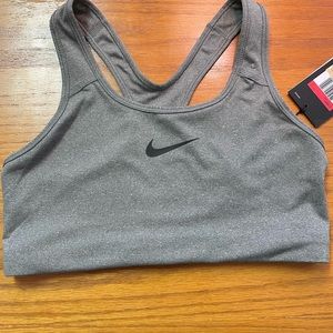 NWT Large Nike sports bra